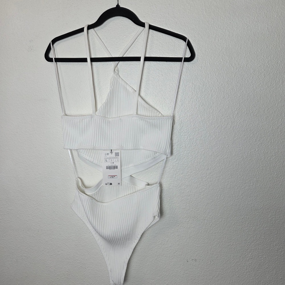 NWT Zara Ribbed Cutout Bodysuit Womens Large Halter Strappy Y2K Festival - Picture 2 of 7
